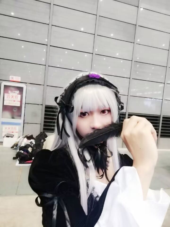 第一次女装，水银灯